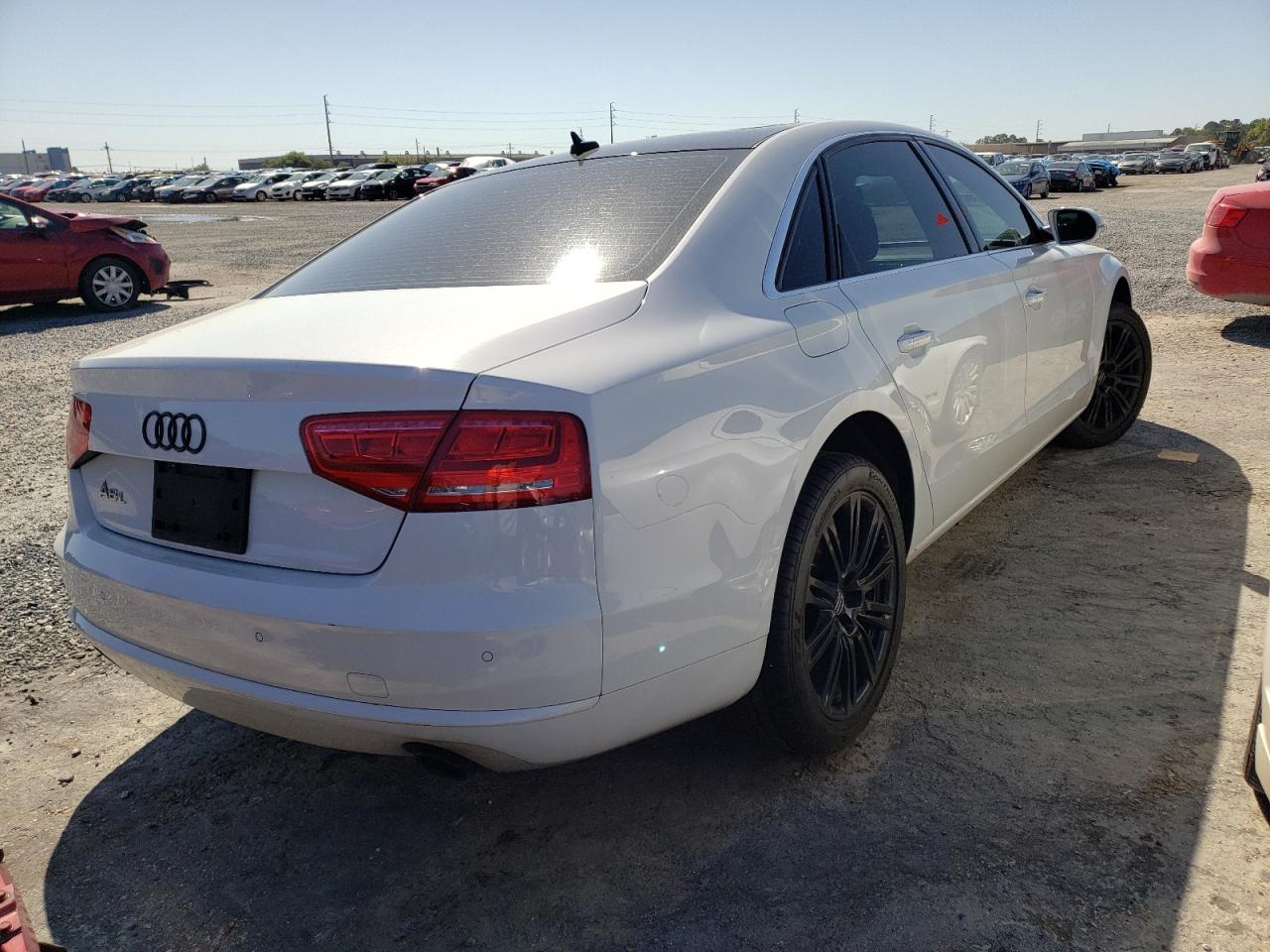 Photo 4 from auction – 2014 AUDI A8 L QUATT with VIN WAURGAFD1EN007131