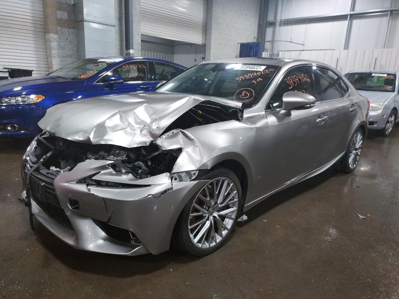 Photo 2 from auction – 2016 LEXUS IS 300 with VIN JTHCM1D22G5014125