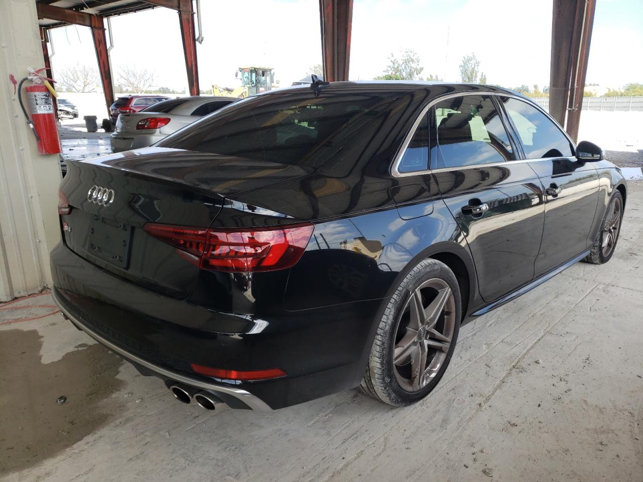 Photo 4 from auction – 2019 AUDI S4 PREMIUM with VIN WAUB4AF44KA028651