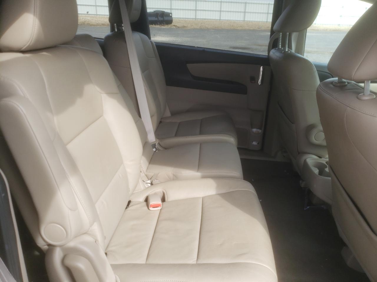 Photo 6 from auction – 2015 HONDA ODYSSEY EX with VIN 5FNRL5H65FB042212