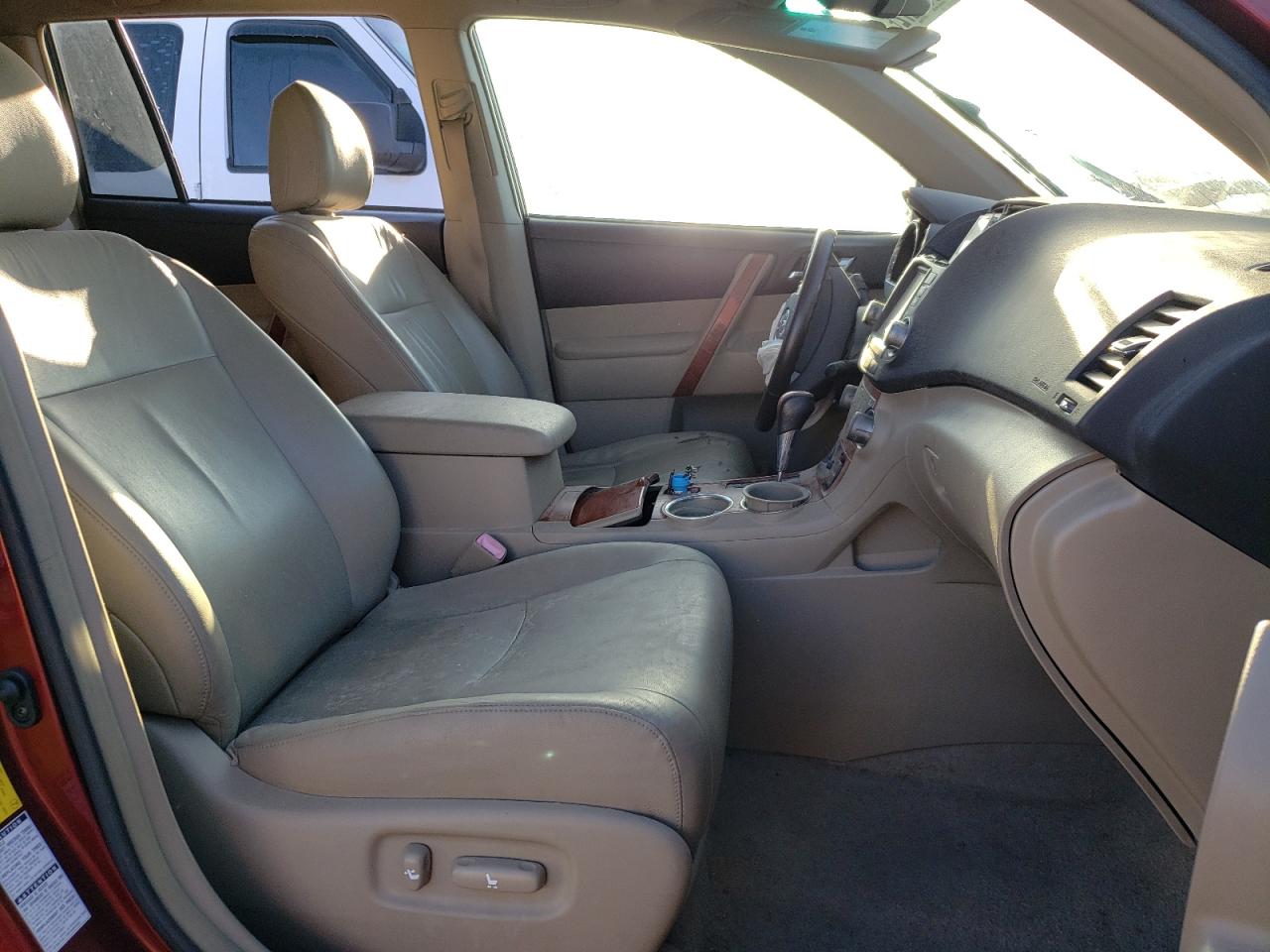 Photo 5 from auction – 2008 TOYOTA HIGHLANDER with VIN JTEES42A982041266