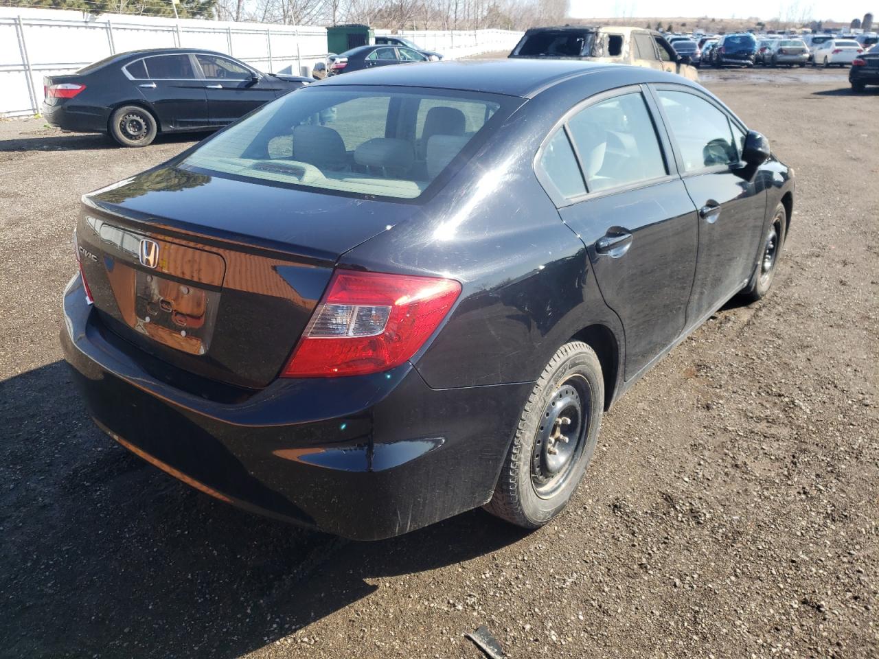 Photo 4 from auction – 2012 HONDA CIVIC LX with VIN 2HGFB2F46CH107646