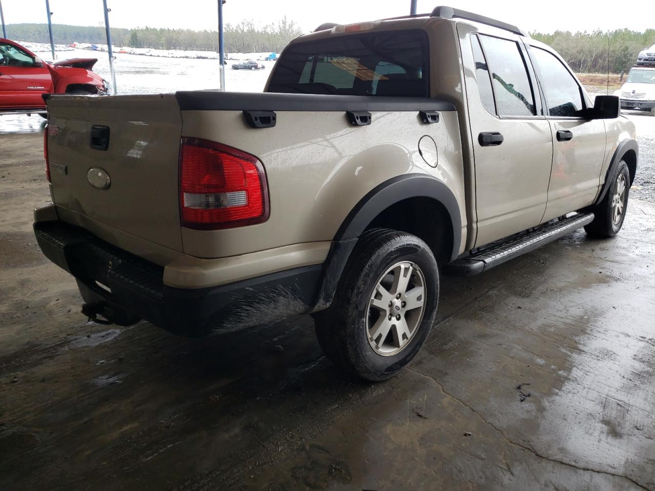 Photo 4 from auction – 2007 FORD EXPLORER S with VIN 1FMEU31K17UA28836