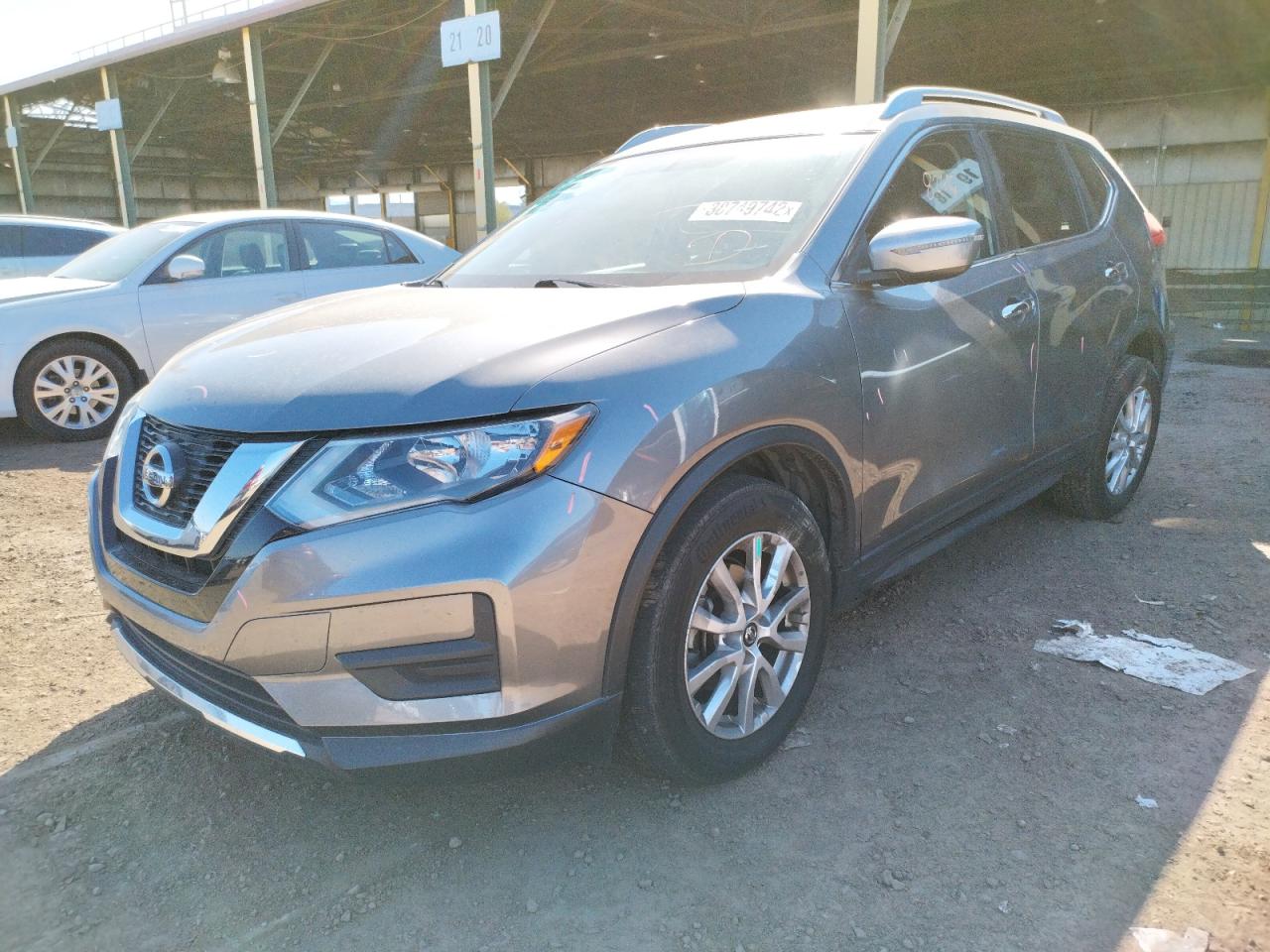 صورة رقم 2 من المزاد - 2017 NISSAN ROGUE S مع VIN KNMAT2MT5HP522119