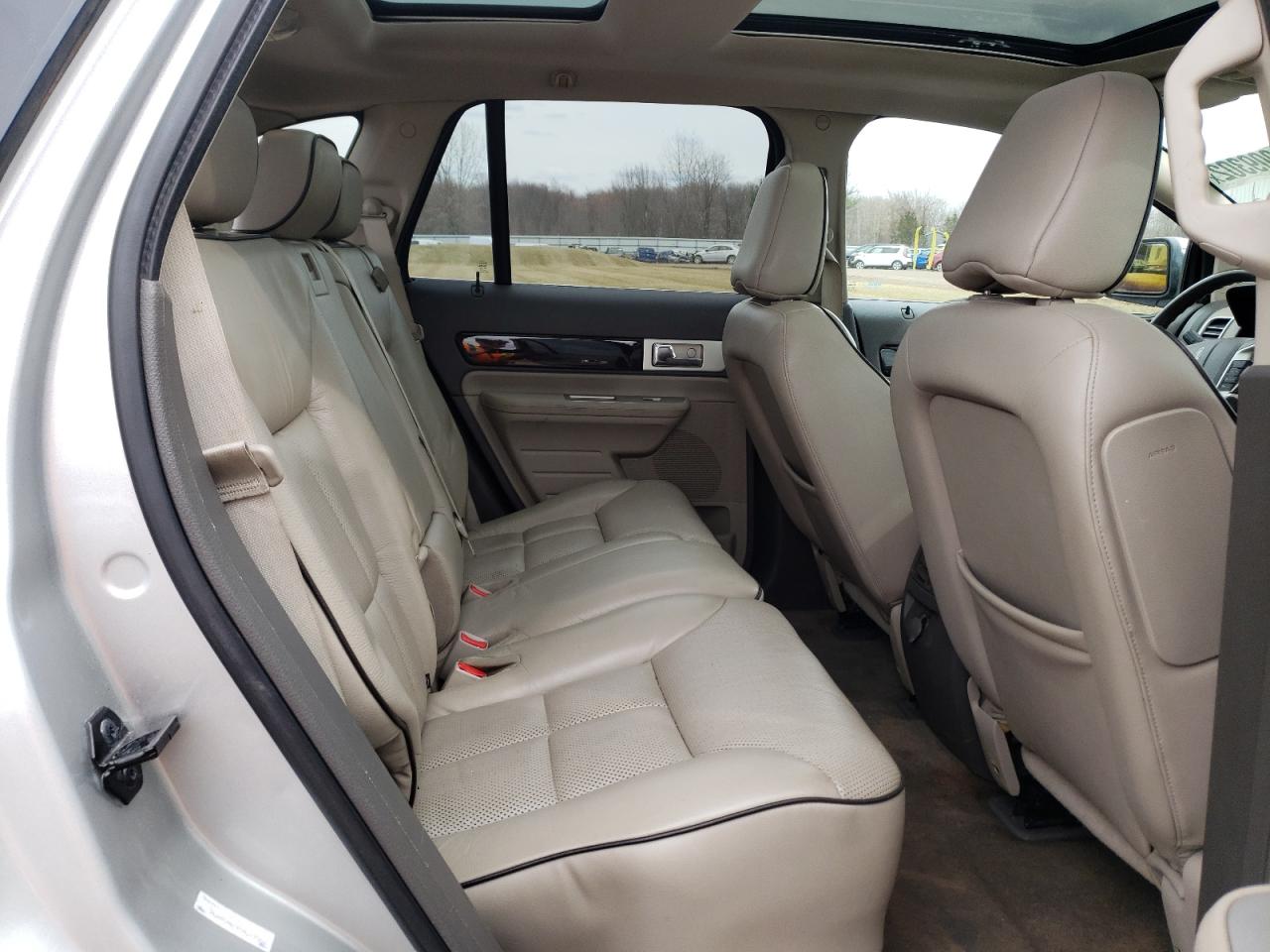 Photo 6 from auction – 2009 LINCOLN MKX with VIN 2LMDU68CX9BJ11304