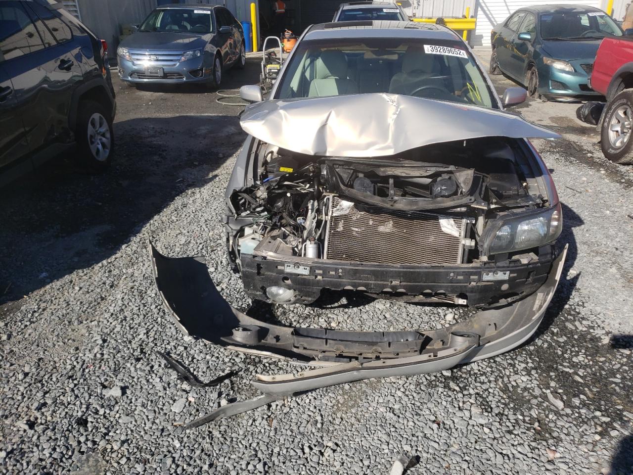 Photo 9 from auction – 2004 VOLVO S60 with VIN YV1RS61T642369897