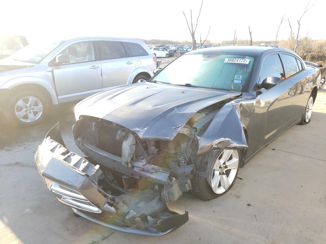 Photo 2 from auction – 2014 DODGE CHARGER SE with VIN 2C3CDXBGXEH283535