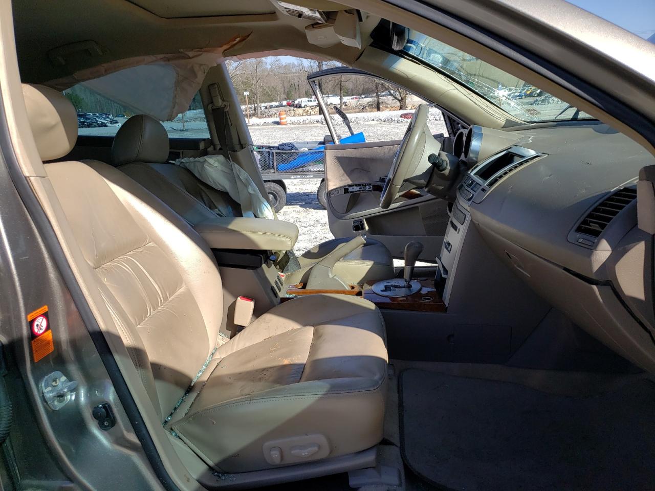 Photo 5 from auction – 2005 NISSAN MAXIMA SE with VIN 1N4BA41E35C828949