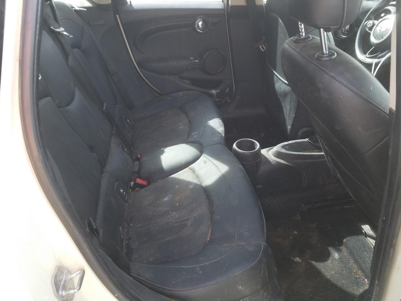 Photo 6 from auction – 2015 MINI COOPER with VIN WMWXS5C59FT837816