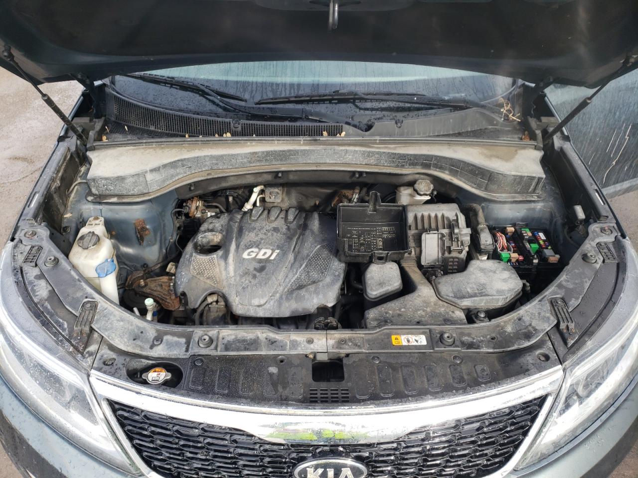 Photo 7 from auction – 2014 KIA SORENTO LX with VIN 5XYKT3A67EG523098