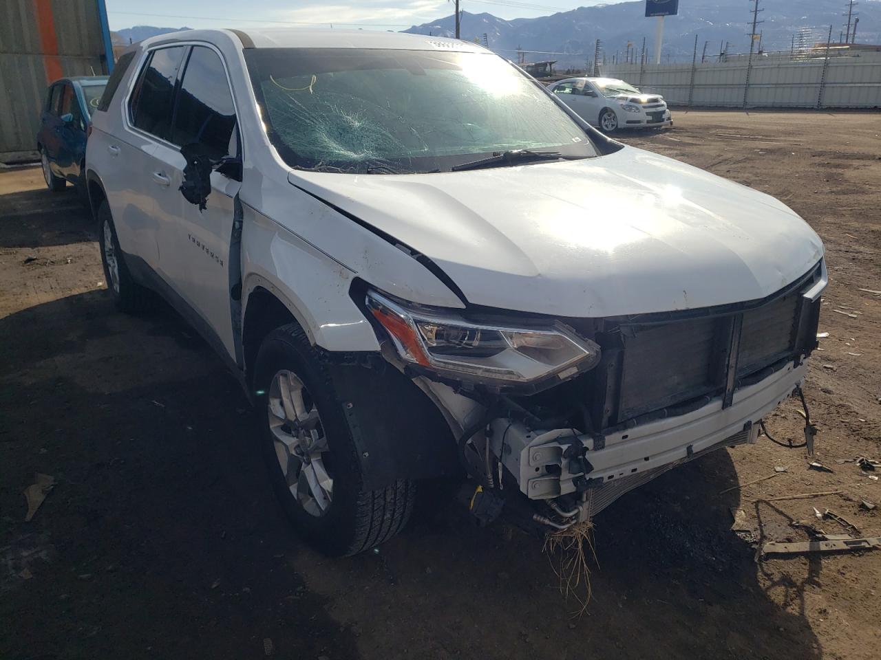 CHEVROLET TRAVERSE L 2018 with VIN 1GNERFKW1JJ145017 - Photo from auction