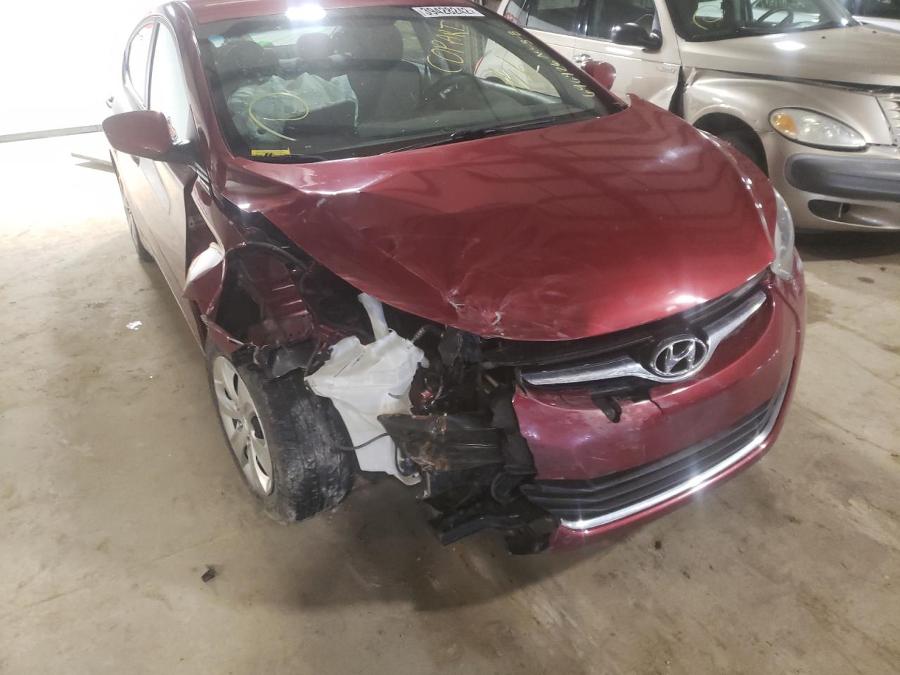 Photo 9 from auction – 2016 HYUNDAI ELANTRA SE with VIN 5NPDH4AE1GH696926