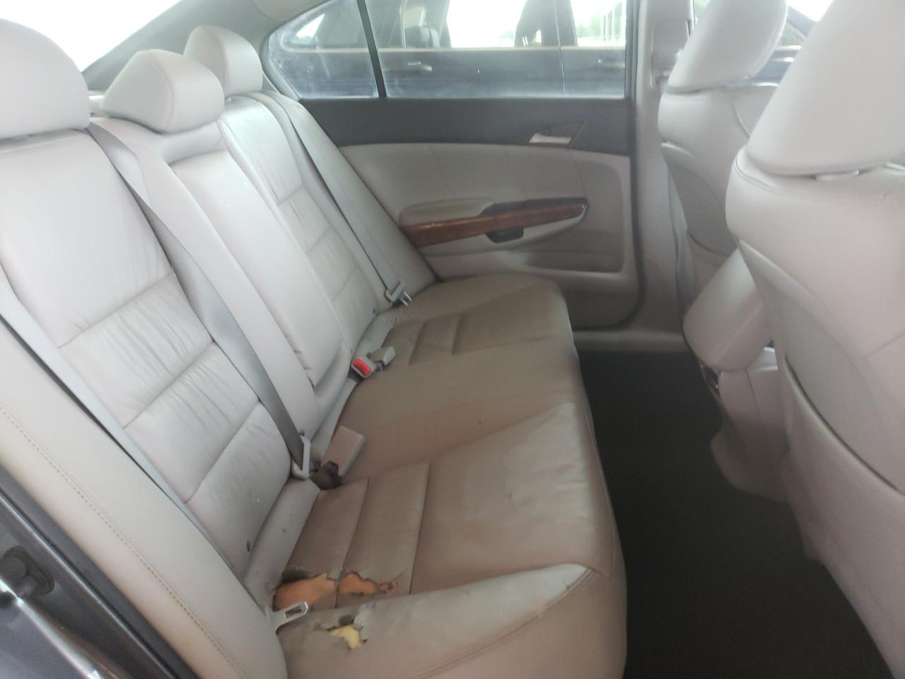 Photo 6 from auction – 2012 HONDA ACCORD EXL with VIN 1HGCP2F83CA035598