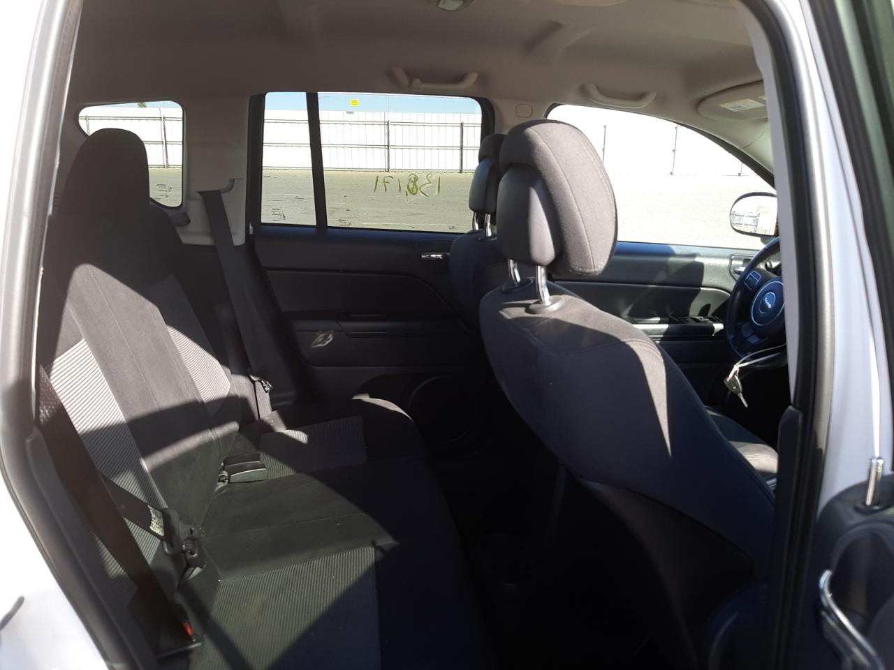 Photo 6 from auction – 2013 JEEP COMPASS LA with VIN 1C4NJDEBXDD234326