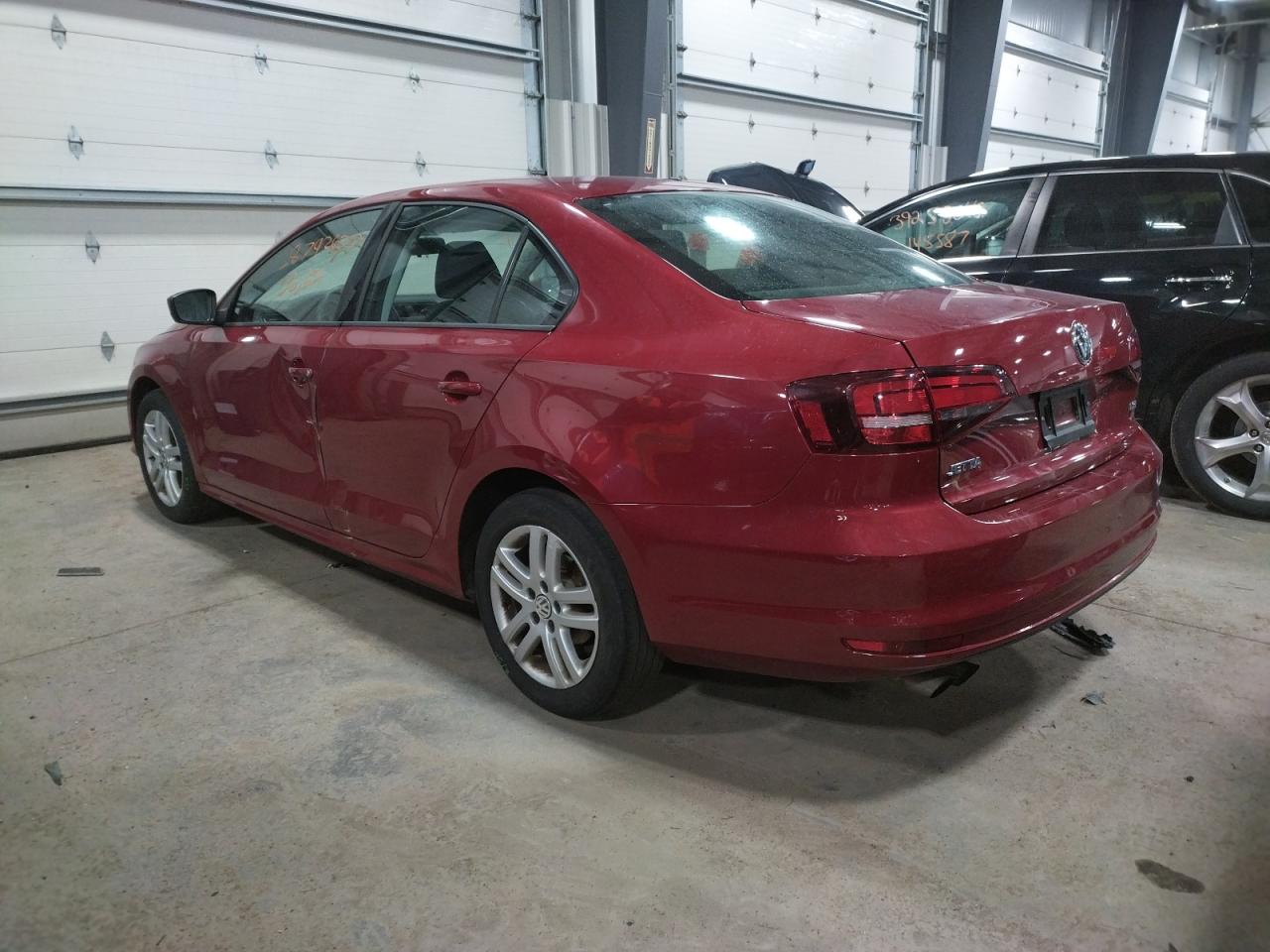 Photo 3 from auction – 2018 VOLKSWAGEN JETTA S with VIN 3VW2B7AJ3JM229965