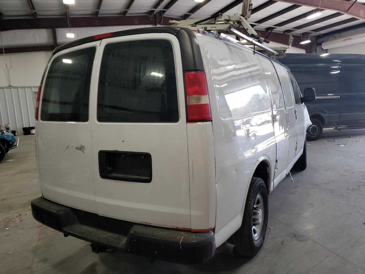 Photo 4 from auction – 2012 CHEVROLET EXPRESS G2 with VIN 1GCWGFFA4C1125087