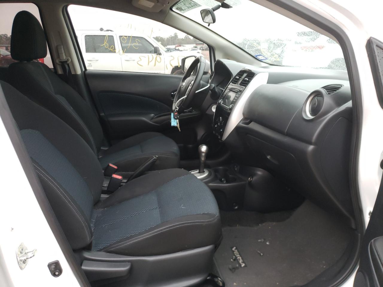 Photo 5 from auction – 2017 NISSAN VERSA NOTE with VIN 3N1CE2CP8HL381018