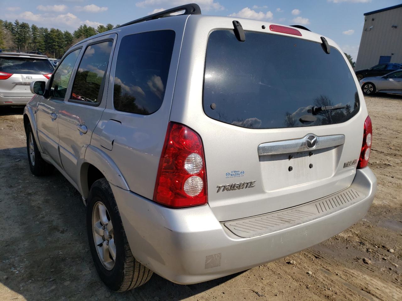 Photo 3 from auction – 2005 MAZDA TRIBUTE S with VIN 4F2YZ94145KM53131