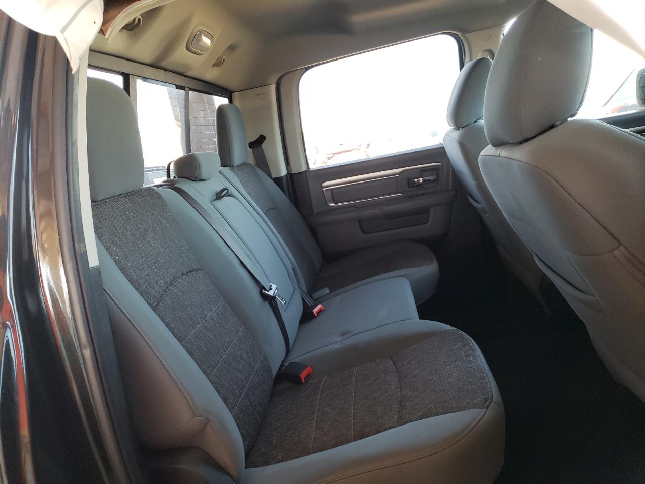 Photo 6 from auction – 2017 RAM 1500 SLT with VIN 1C6RR7LT0HS832201