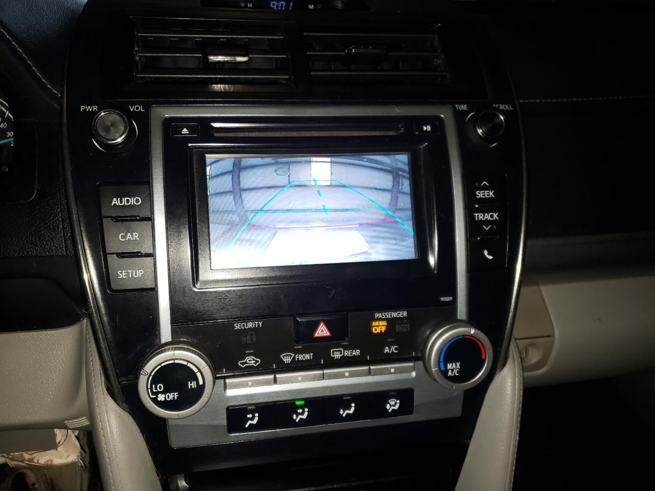 Photo 9 from auction – 2014 TOYOTA CAMRY L with VIN 4T4BF1FKXER409176