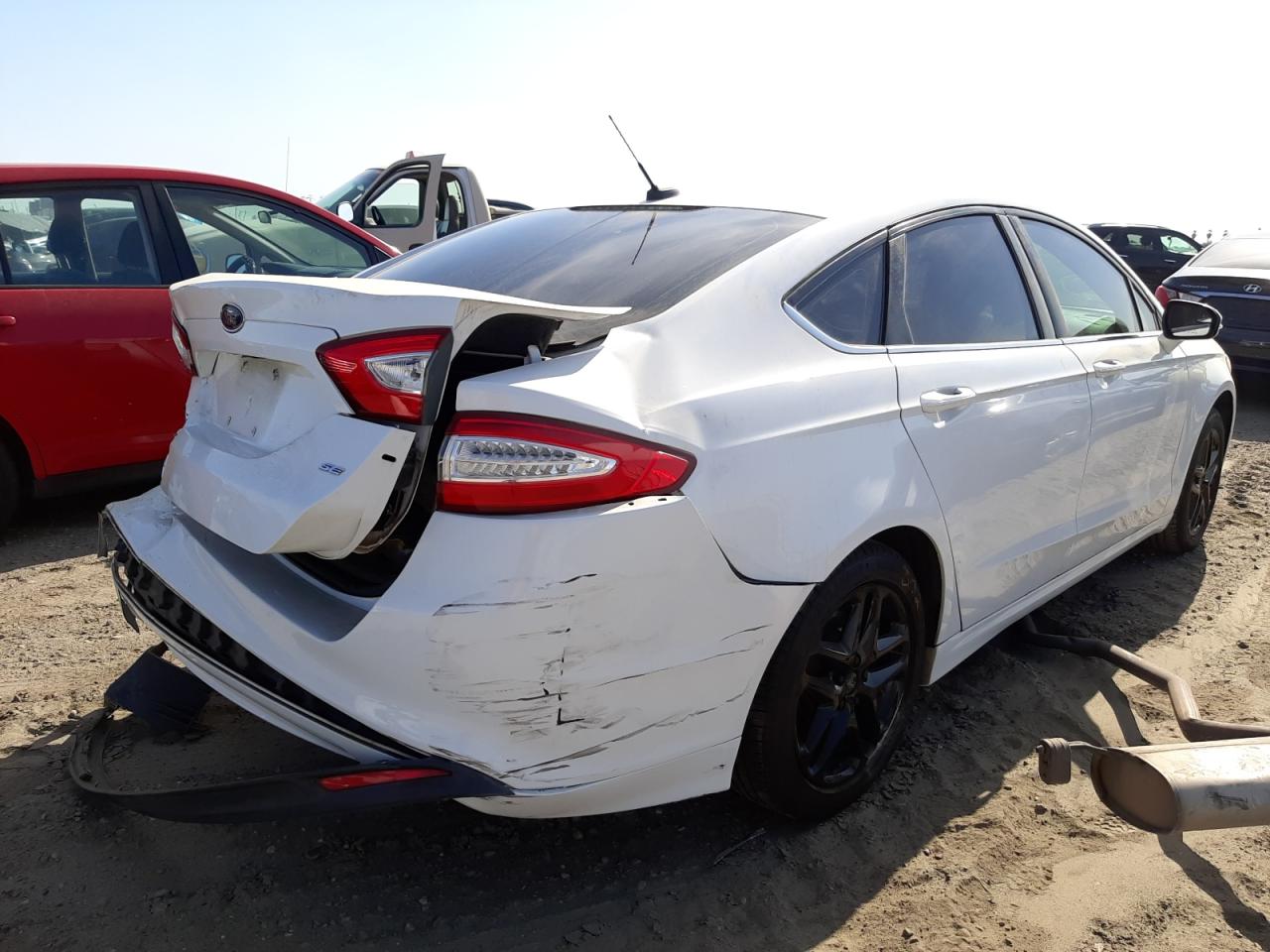 Photo 4 from auction – 2014 FORD FUSION SE with VIN 3FA6P0H78ER243348