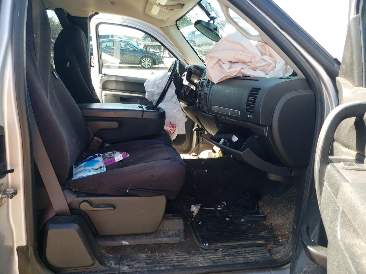 Photo 5 from auction – 2012 CHEVROLET SILVERADO with VIN 1GCRCSE08CZ233790