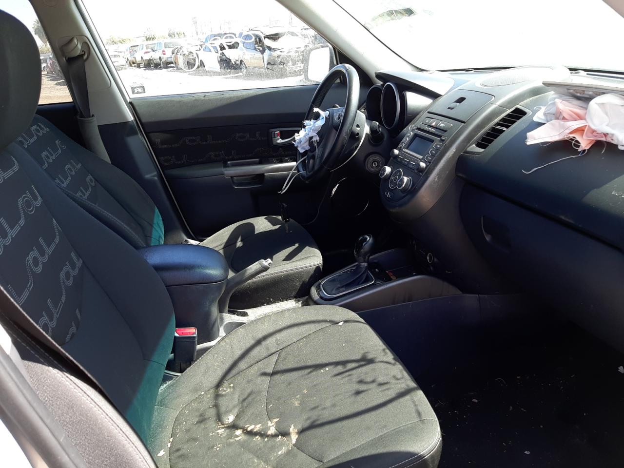 Photo 5 from auction – 2013 KIA SOUL + with VIN KNDJT2A69D7510984