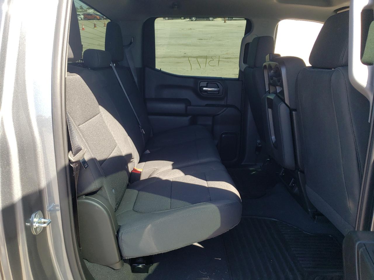 Photo 6 from auction – 2021 CHEVROLET SILVERADO with VIN 1GCPYCEF0MZ396633