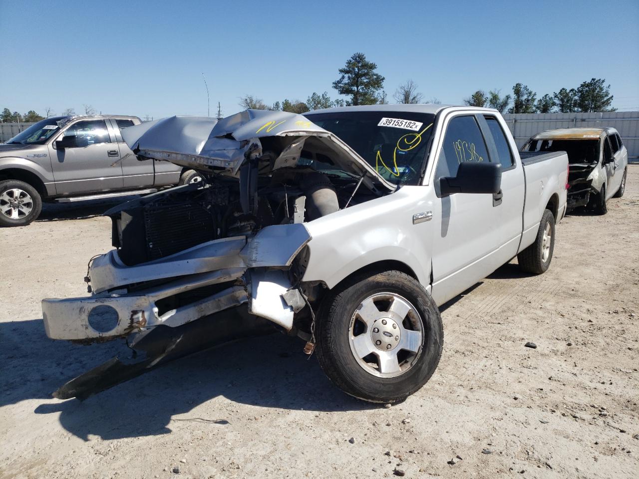 Photo 2 from auction – 2007 FORD F150 with VIN 1FTRX12W57NA42462