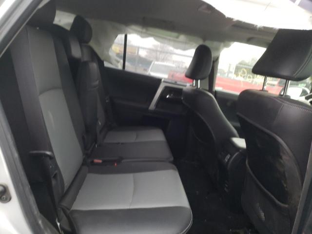 Photo 6 from auction – 2018 TOYOTA 4RUNNER SR with VIN JTEBU5JRXJ5564326