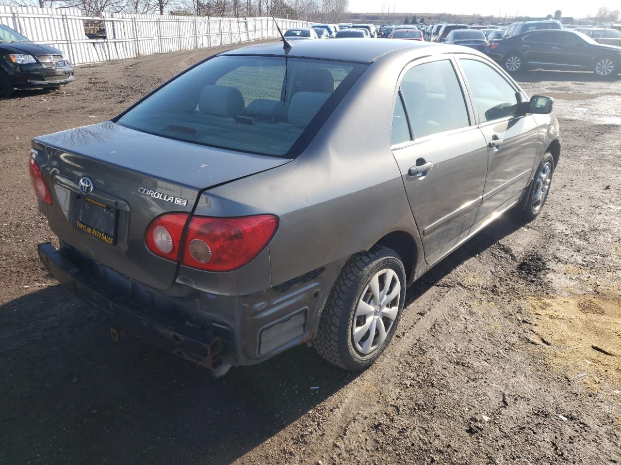 Foto 4 de la subasta – 2005 TOYOTA COROLLA CE con VIN 2T1BR32E75C551242