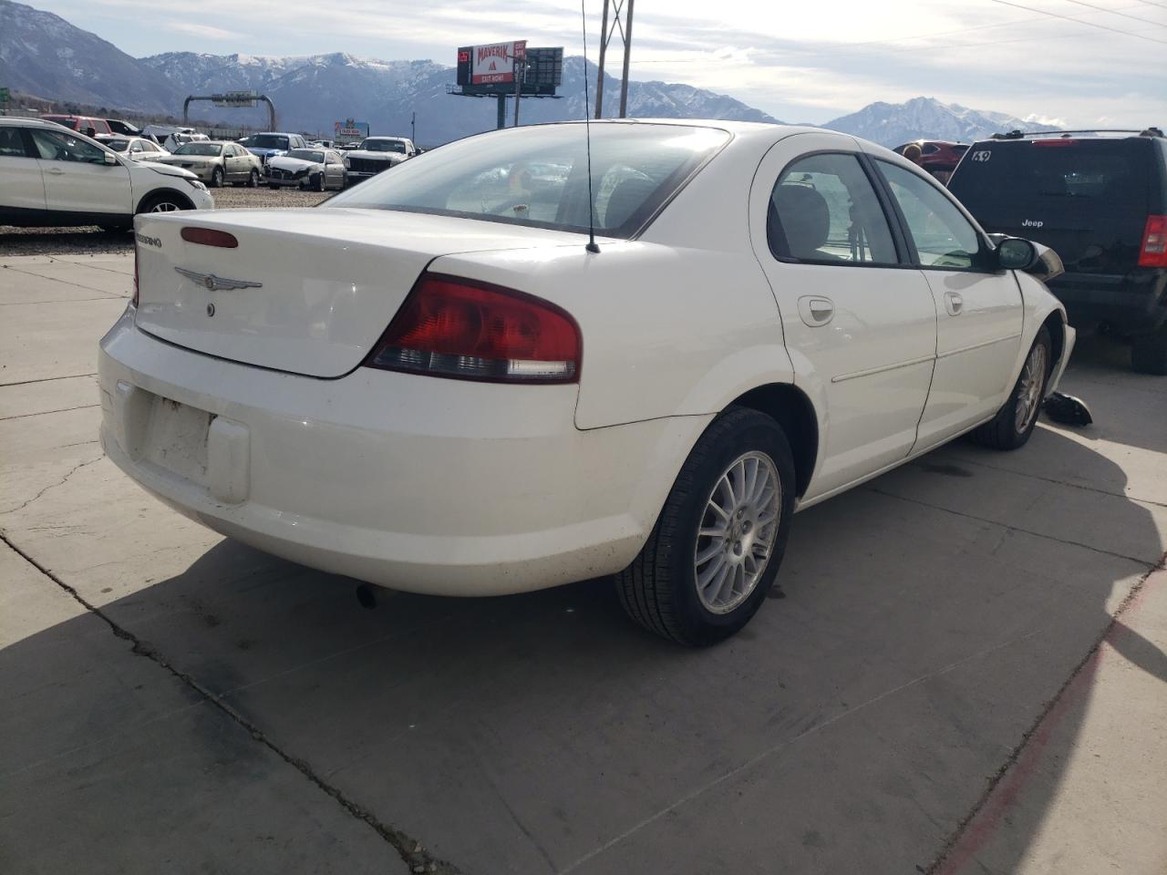 Foto 4 de la subasta – 2005 CHRYSLER SEBRING con VIN 1C3EL46X75N641377