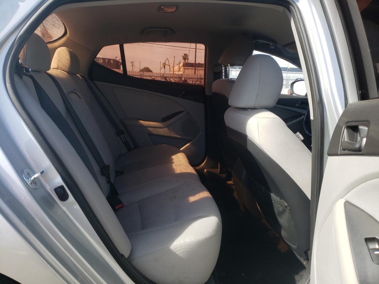 Photo 6 from auction – 2014 KIA OPTIMA LX with VIN 5XXGM4A77EG279863