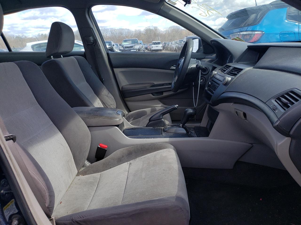 Photo 5 from auction – 2008 HONDA ACCORD LX with VIN 1HGCP26348A112409