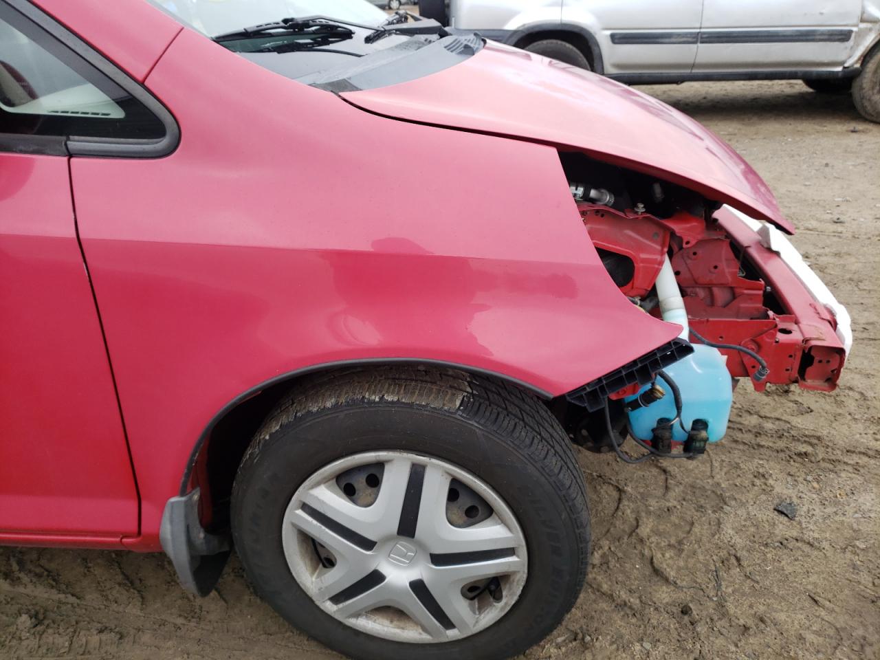Photo 9 from auction – 2007 HONDA FIT with VIN JHMGD37497S046372