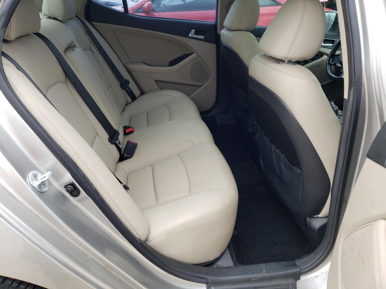 Photo 6 from auction – 2015 KIA OPTIMA EX with VIN 5XXGN4A75FG418595
