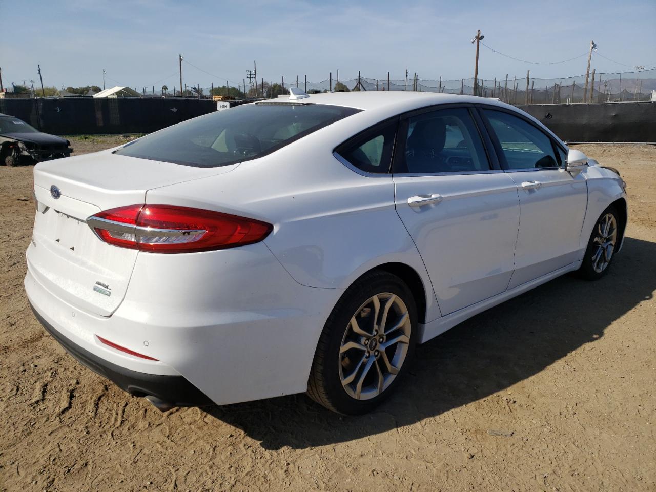Photo 4 from auction – 2020 FORD FUSION SEL with VIN 3FA6P0CD0LR207695