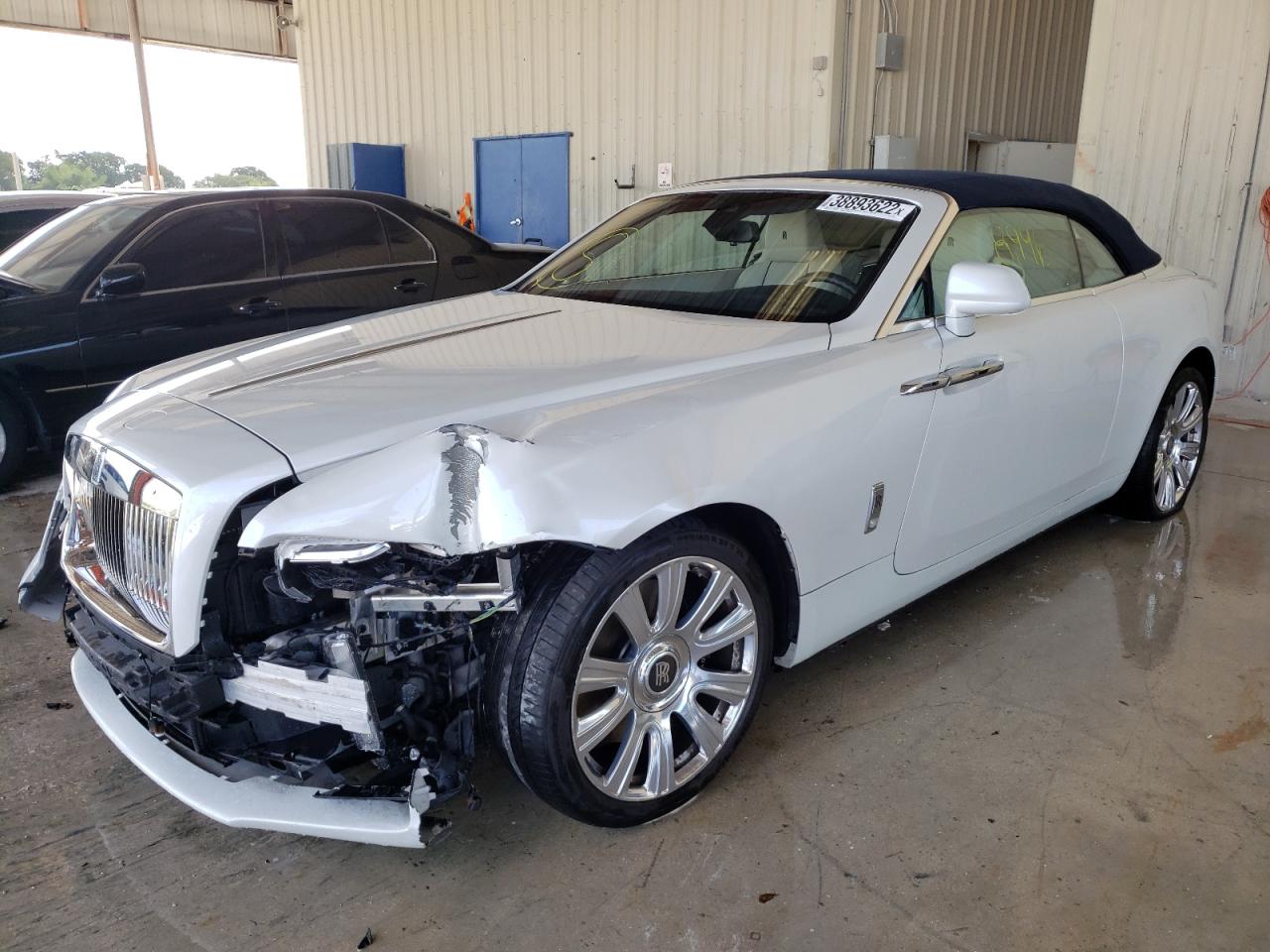 Photo 2 from auction – 2017 ROLLS-ROYCE DAWN with VIN SCA666D59HU107108