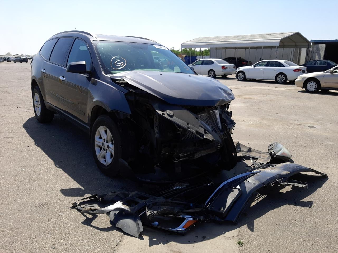 CHEVROLET TRAVERSE L 2014 con VIN 1GNKRFKD2EJ119159 - Foto de la subasta