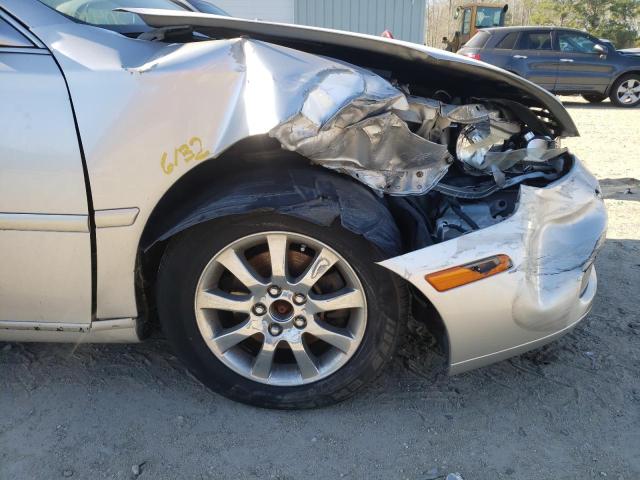Photo 9 from auction – 2003 LEXUS ES 300 with VIN JTHBF30GX30088077