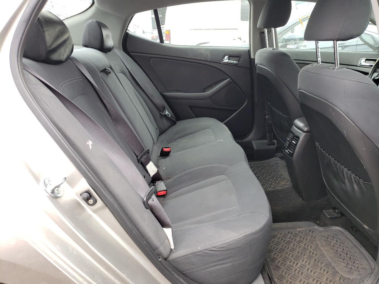 Photo 6 from auction – 2012 KIA OPTIMA HYB with VIN KNAGM4ADXC5017503