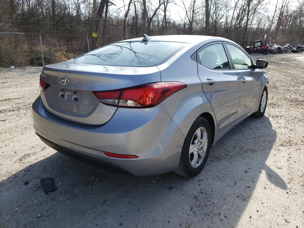 Photo 4 from auction – 2015 HYUNDAI ELANTRA SE with VIN 5NPDH4AE2FH569830