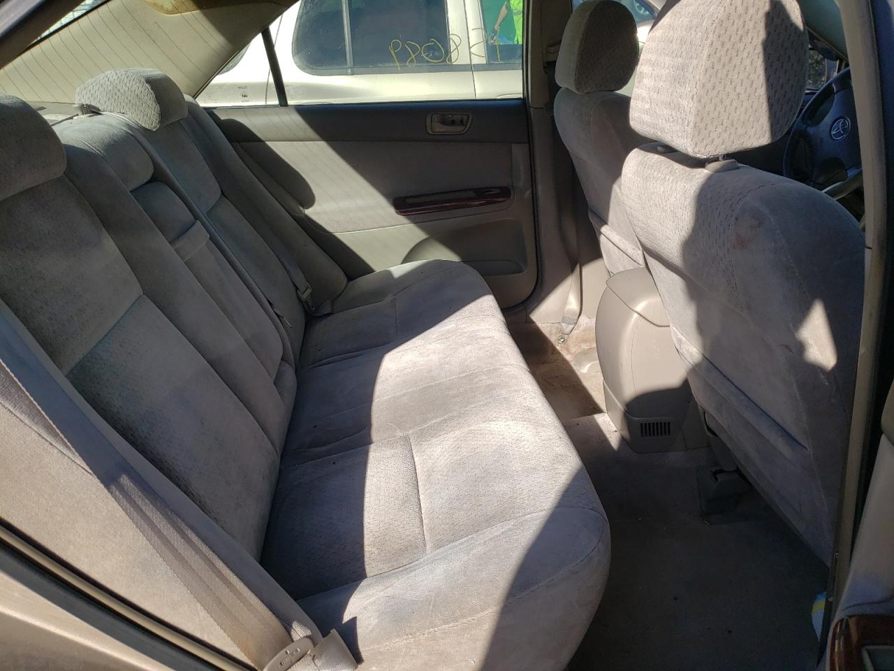 Photo 6 from auction – 2002 TOYOTA CAMRY LE with VIN 4T1BE32K02U531541
