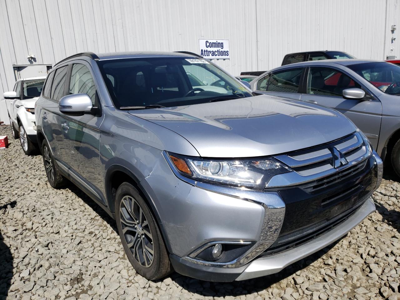 MITSUBISHI OUTLANDER 2016 with VIN JA4AZ3A35GZ057735 - Photo from auction