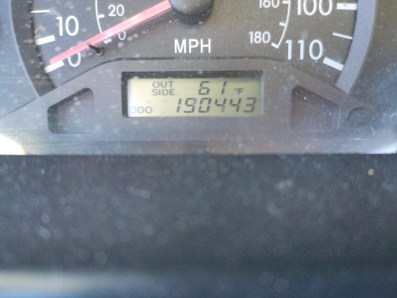 Photo 8 from auction – 2004 TOYOTA COROLLA with VIN 1NXBR32E34Z261772