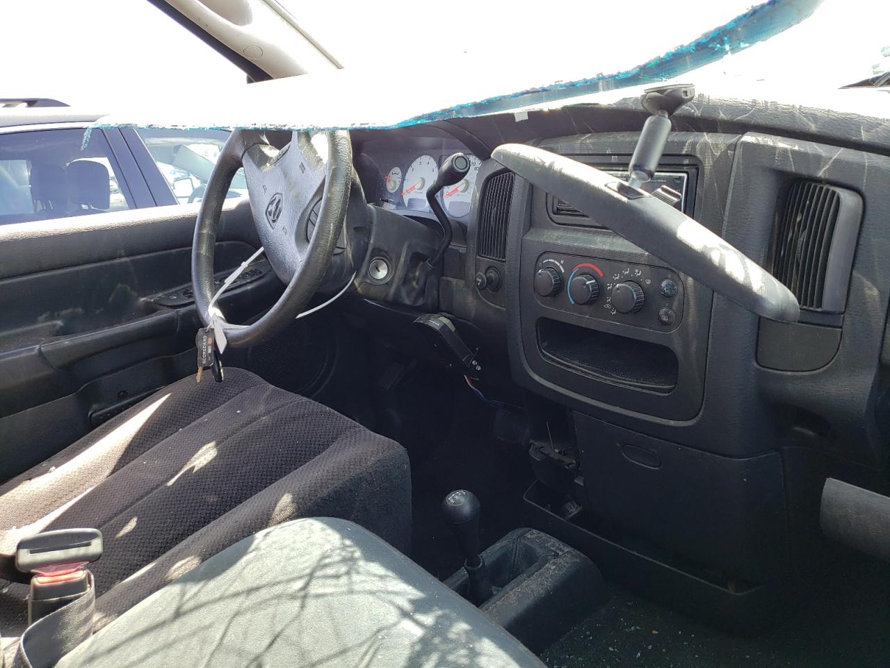 Photo 9 from auction – 2003 DODGE RAM 1500 S with VIN 1D7HU18N73S289955