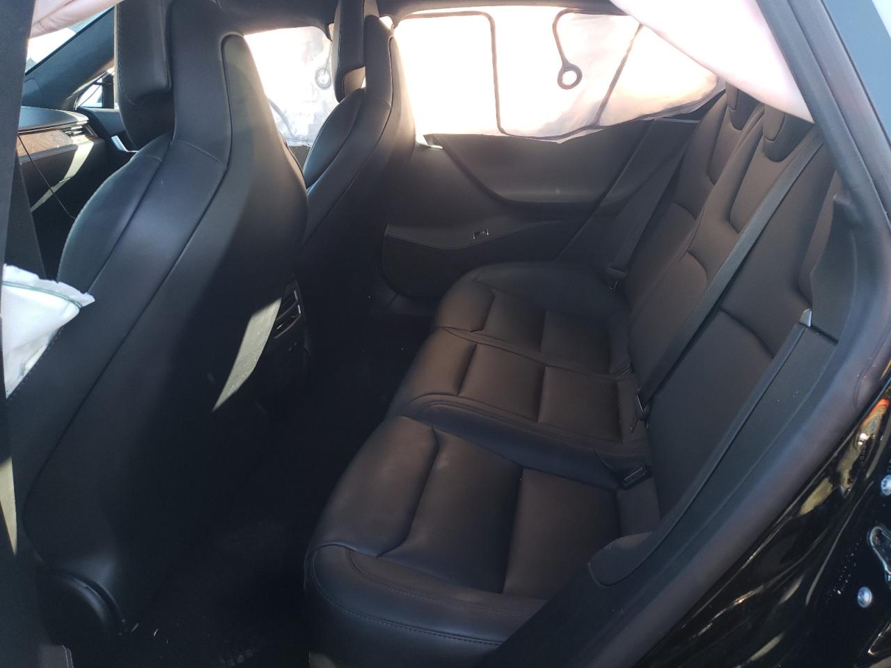 Photo 6 from auction – 2018 TESLA MODEL S with VIN 5YJSA1E26JF297817