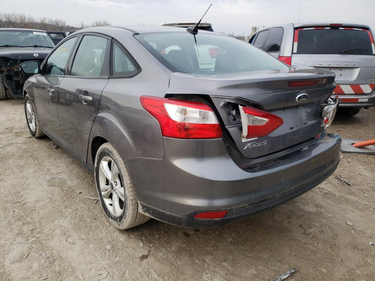Фото 3 с аукциона – 2014 FORD FOCUS SE с VIN 1FADP3F29EL431178