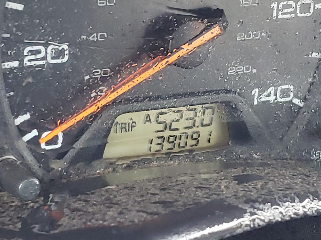 Photo 8 from auction – 2003 HONDA ODYSSEY EX with VIN 5FNRL18943B105444