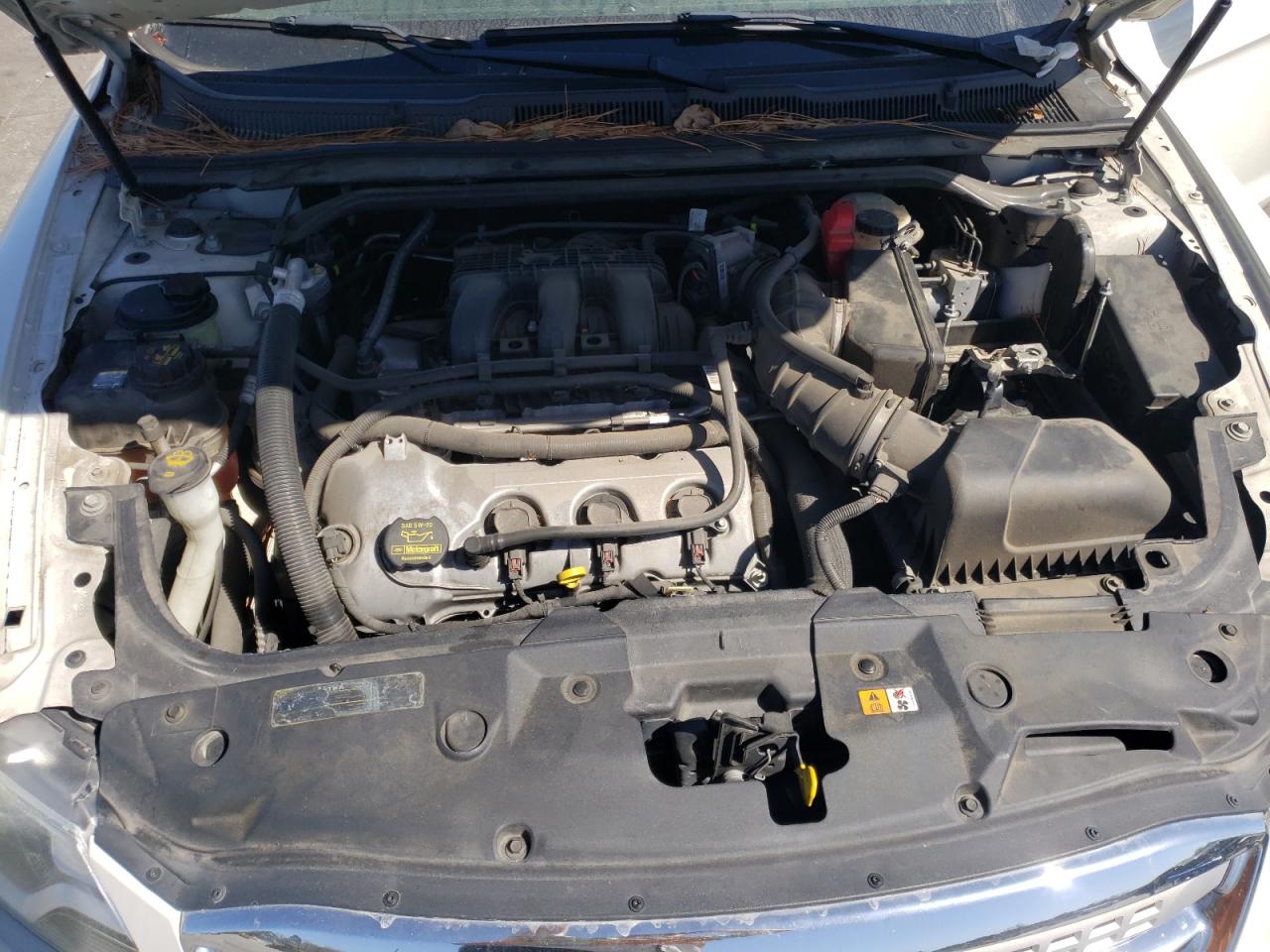 Photo 7 from auction – 2011 FORD TAURUS SE with VIN 1FAHP2DW3BG188425